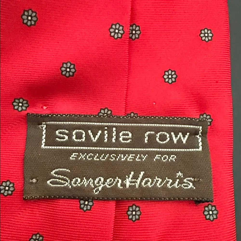 SOVILE ROW 100% SILK Elegant Red Polka Dot Tie
